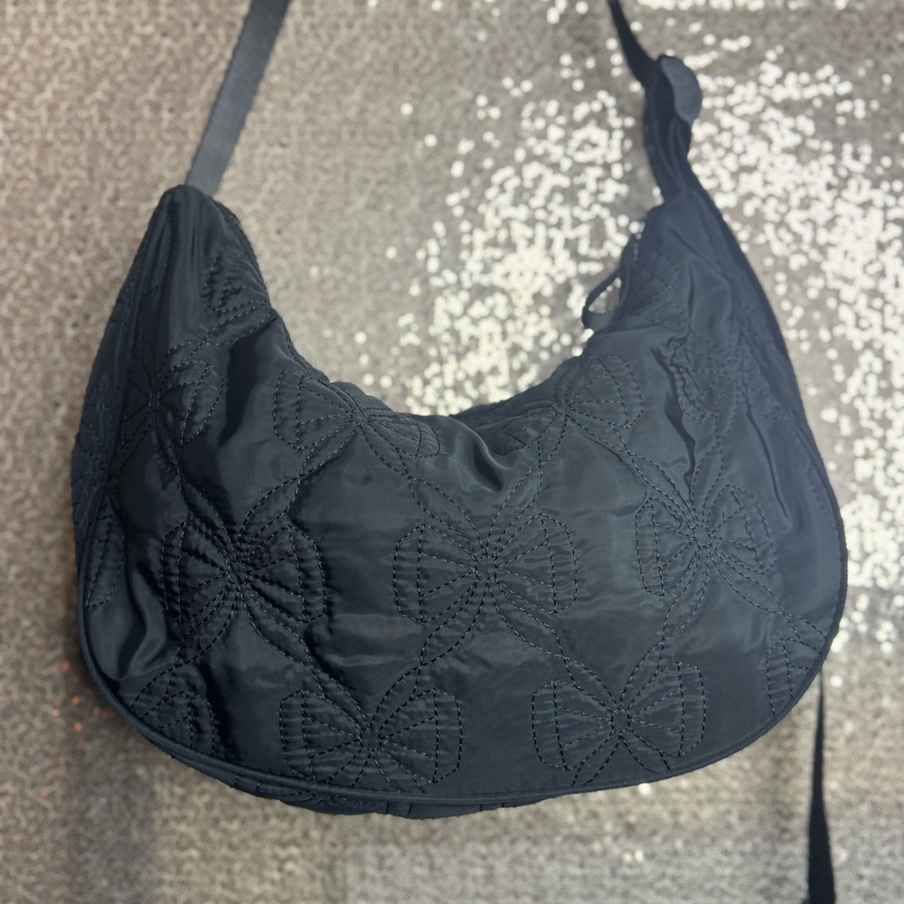 Damson Madder Crescent Bow-embroidered Satin Shoulder Bag - Picture 4 of 9